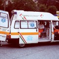 ambulanza-e-volontari_medium