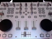 CONSOLLE-DJ
