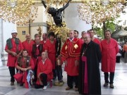 VESCOVO CONFRATERNITE