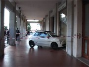 auto contro uffico entrate