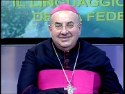 vescovo a direttamente su
