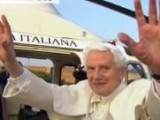 papa saluto elicottero