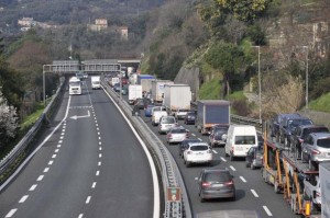 16/03/2010 Autostrada dir Ge Incidente KM 24 Recco