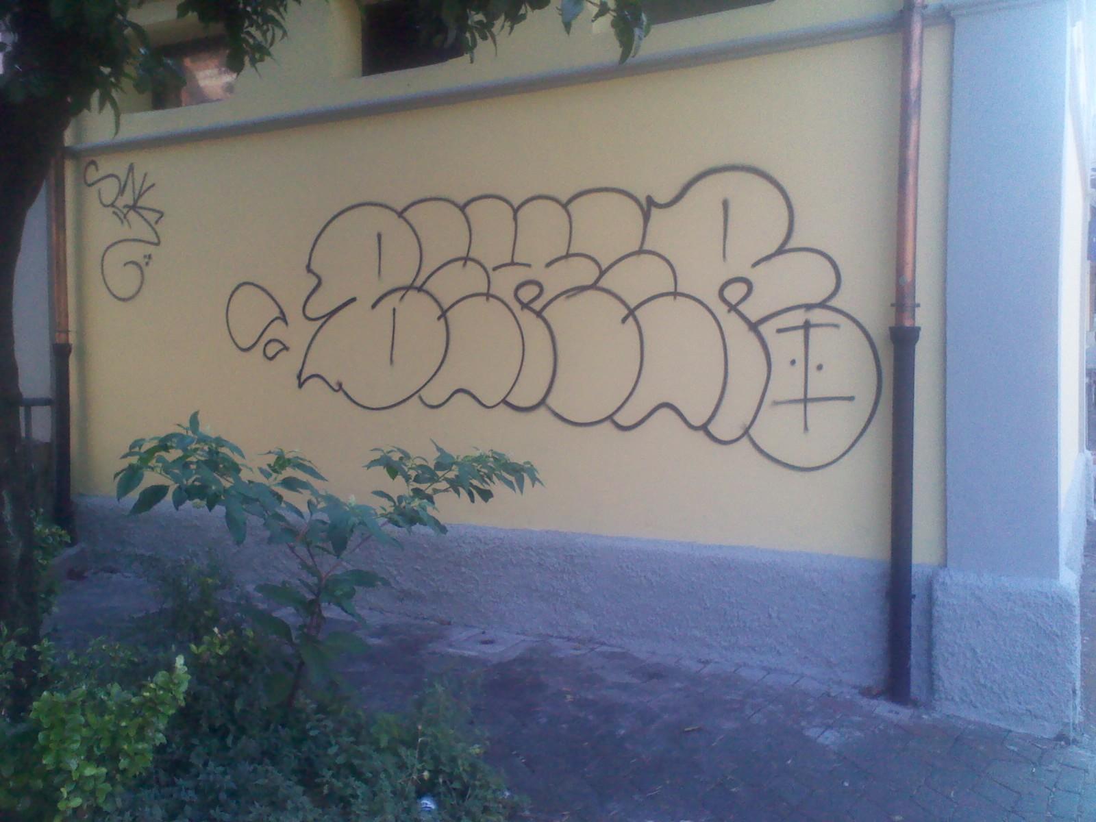 stazione rapallo vandali