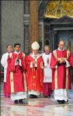 papa messa cardinali morti