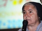140530 suor Carolina Iavazzo