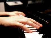 hands2