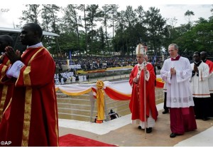 Messa Papa in Uganda