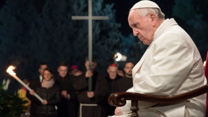 papa via crucis