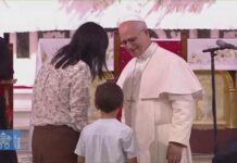 Papa in Spagna: incontro realtà caritative, “essere cristiani è un dono”