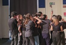 Lo spettacolo di Scena Madre e il gioco dell’oca dell’AVIS: realtà locali all’Andersen