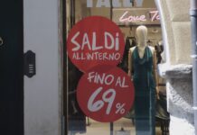 Saldi estivi: buona partenza a Chiavari. I commercianti vorrebbero cambiare il periodo